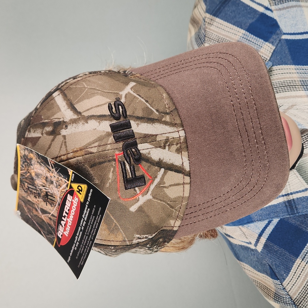 Realtree Hardwoods HD camo hat OSFM Adjustable Buckle back